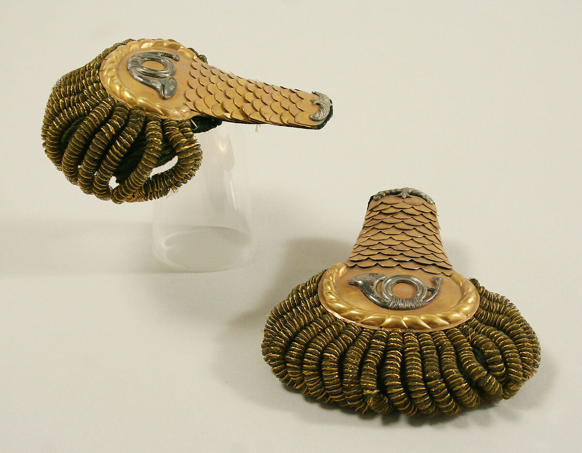 Epaulets, wool, metal, Italian 