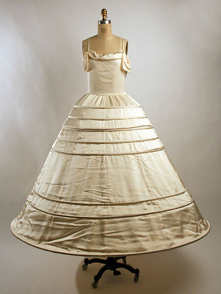 "Secret Dress", Yohji Yamamoto (Japanese, born Tokyo, 1943), silk, Japanese 