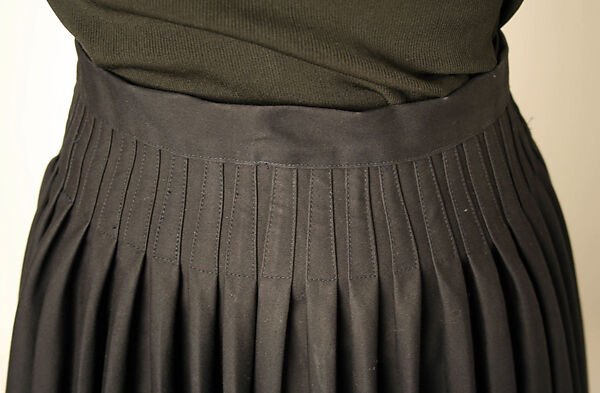 Ensemble, Yohji Yamamoto (Japanese, born Tokyo, 1943), a) synthetic; b) cotton/synthetic blend, Japanese