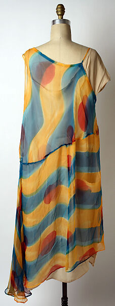 Dress, Yohji Yamamoto (Japanese, born Tokyo, 1943), a,b) silk, Japanese