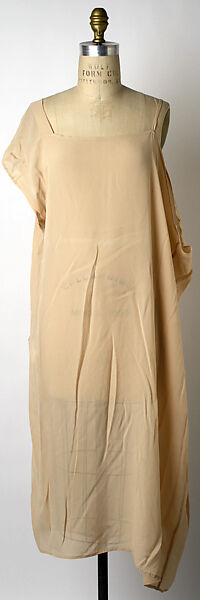 Dress, Yohji Yamamoto (Japanese, born Tokyo, 1943), a,b) silk, Japanese