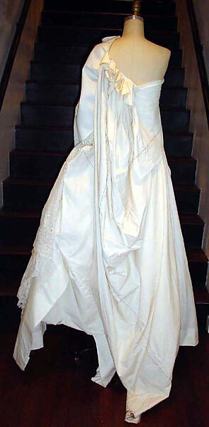 Wedding dress, Yohji Yamamoto (Japanese, born Tokyo, 1943), a) cotton, nylon, silk; b) cotton, nylon, Japanese