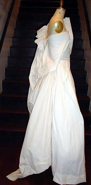 Wedding dress, Yohji Yamamoto (Japanese, born Tokyo, 1943), a) cotton, nylon, silk; b) cotton, nylon, Japanese