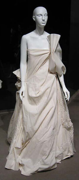 Wedding dress, Yohji Yamamoto (Japanese, born Tokyo, 1943), a) cotton, nylon, silk; b) cotton, nylon, Japanese