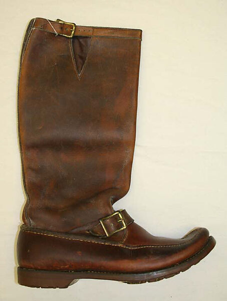 Hunting ensemble, (a–e) Abercrombie and Fitch Co. (American, founded 1892), (a, b) wool
(c) cotton
(d) wool, leather, fur
(e–h) leather, American