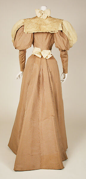 Dress, House of Worth (French, 1858–1956), silk, lace, French