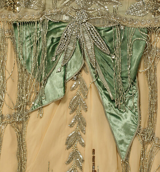 Court presentation ensemble, W. W. Reville-Terry, Ltd. (British), silk, British